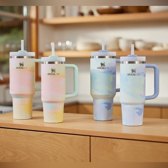 🎉LAST CHANCE🎉 Stanley 40 oz. Quencher H2.0 FlowState Tumbler Warm Serene - Picture 10 of 12